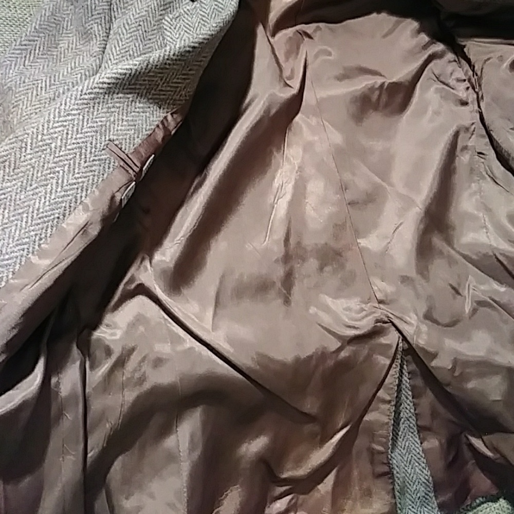 Blazer - Picture 2 of 3
